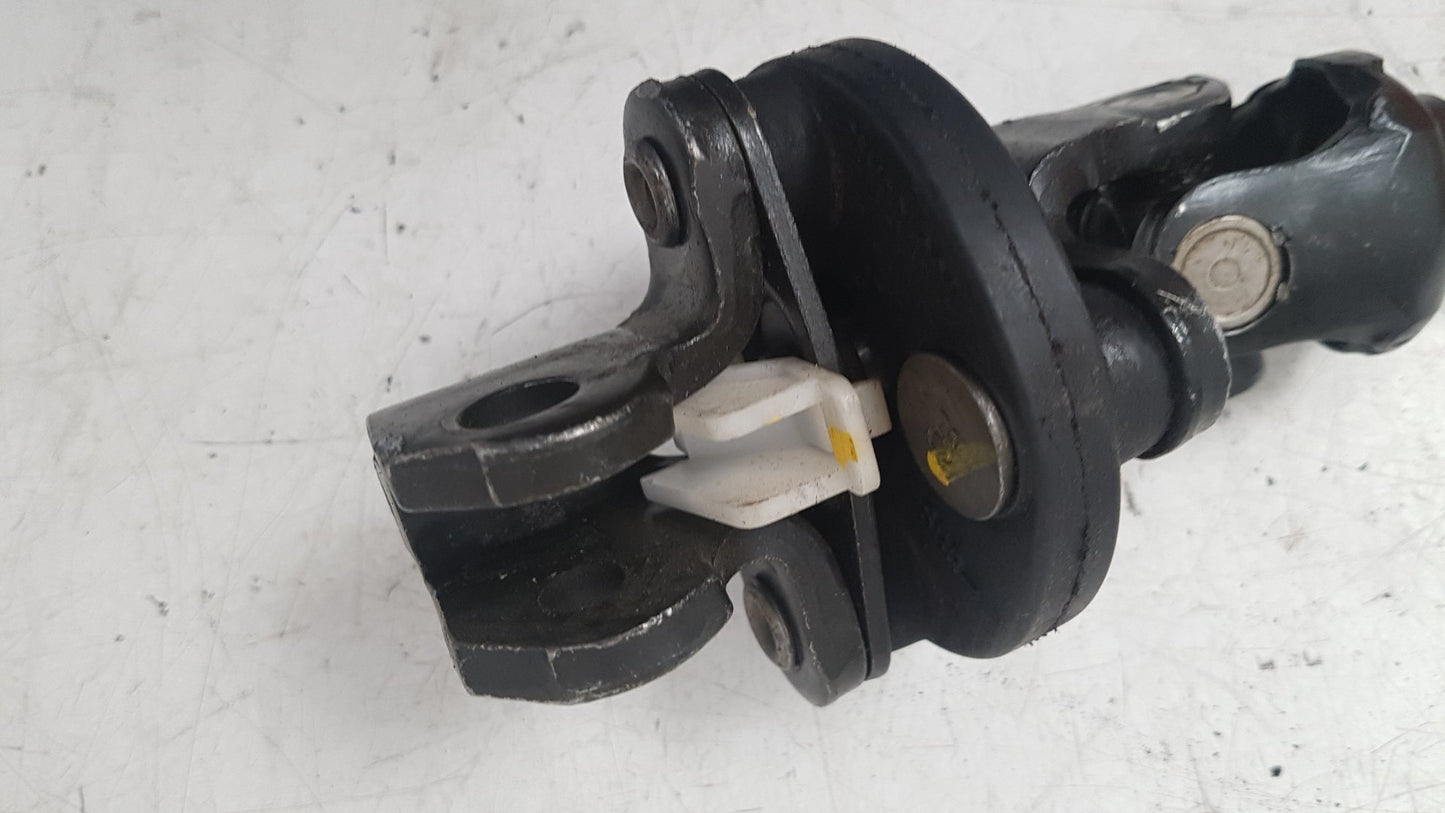 2000 - 2007 Volvo XC70  Estate UNIVERSAL JOINT GLV03001