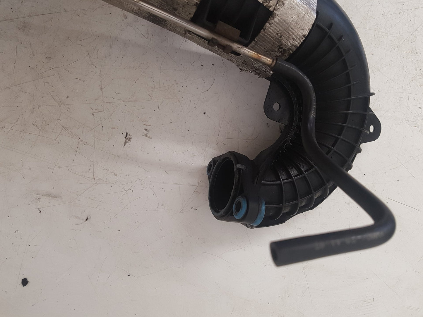 2006 - 2012 Volvo C30  Hatchback INTAKE PIPE