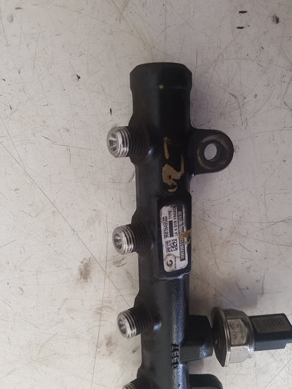2008 - 2016 Volvo V70  Estate Injection Rail 9681649580