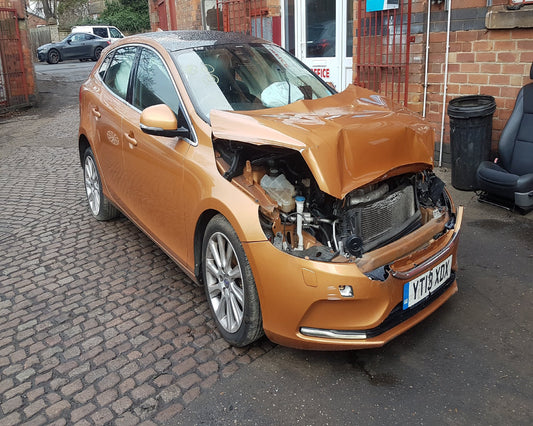 2013 Volvo V40 III 525 049073