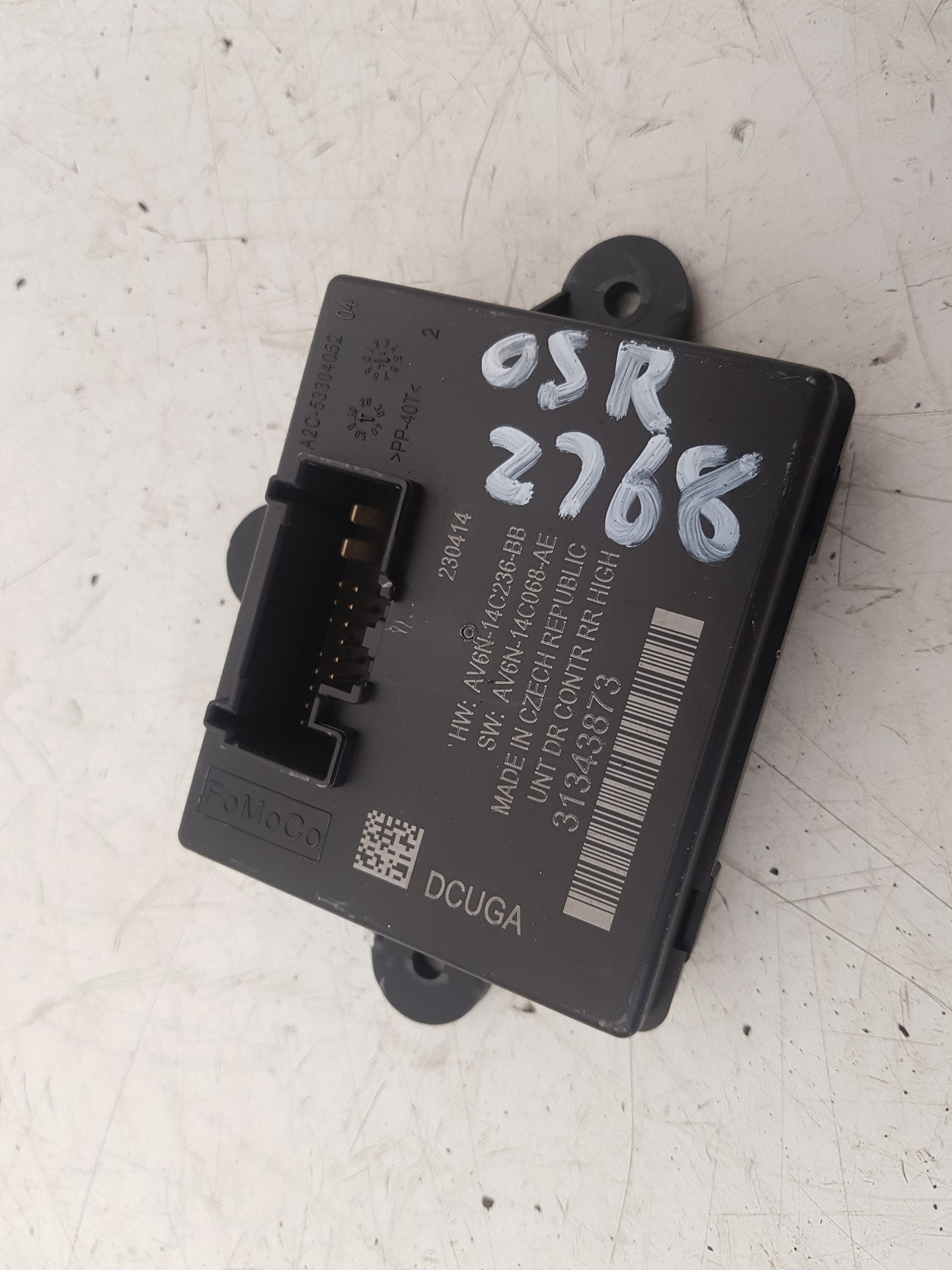 2012 - 2015 Volvo V40  Hatchback Door Control Module 31343873
