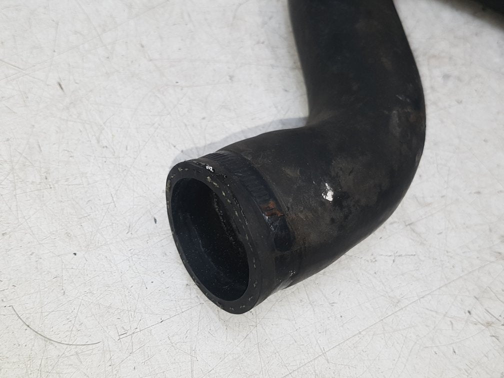 2003 - 2007 Volvo V70  Estate RADIATOR HOSE 30680912
