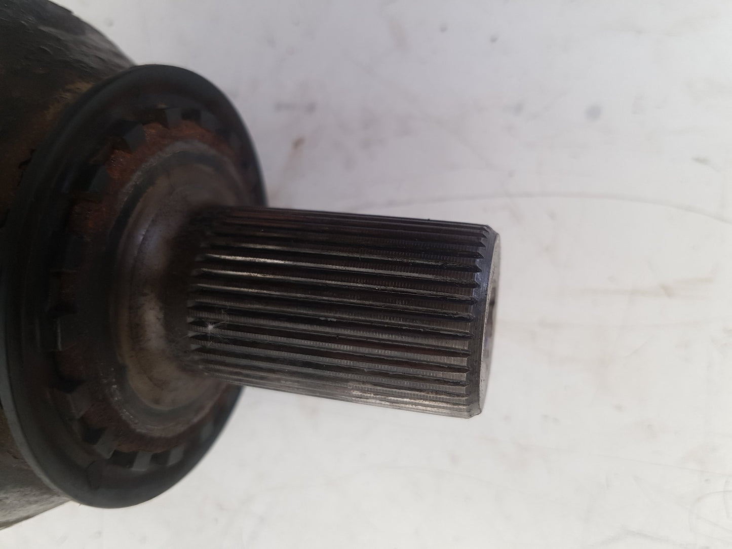 2008 - 2013 Volvo XC60 I 156 Estate Driveshaft (Manual) UK Drivers Side Front. 31272542
