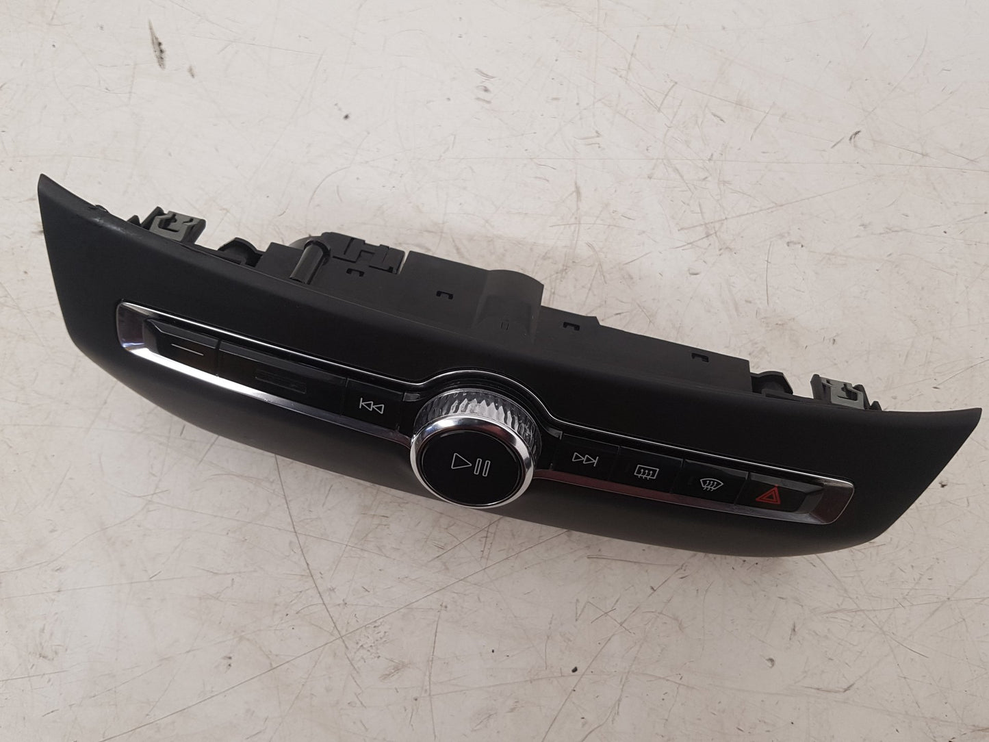 2017 - 2026 Volvo V60 II 225 Estate MEDIA CONTROL MODULE 31467493