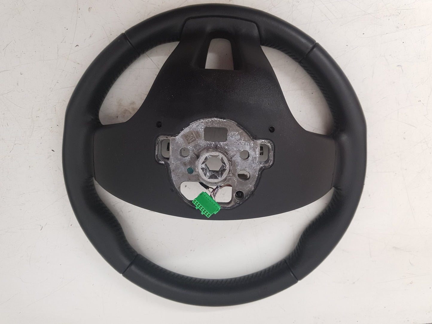 2015 - 2019 Volvo V40 Cross Country  Hatchback Steering Wheel P31455089
