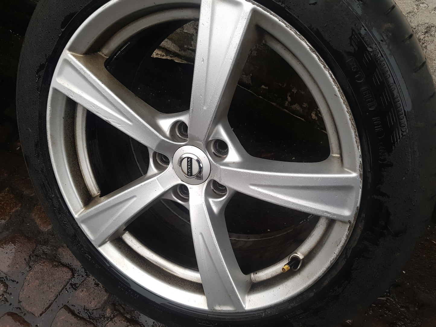 2017 - 2025 Volvo V90 235, 236 Estate Alloy Wheel 31423515
