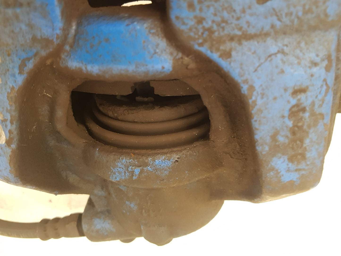 2012 - 2017 Volvo V60  Estate Left Front Caliper 8603753
