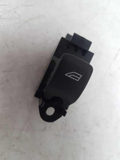2010 - 2014 Volvo V60  Estate Left Front Window Switch 31272013