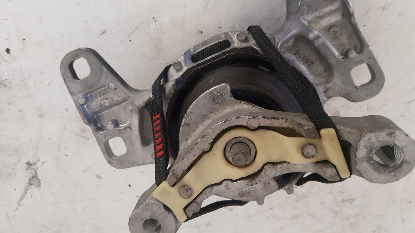 2015 - 2019 Volvo V40 Cross Country  Hatchback Engine Mount 326F09