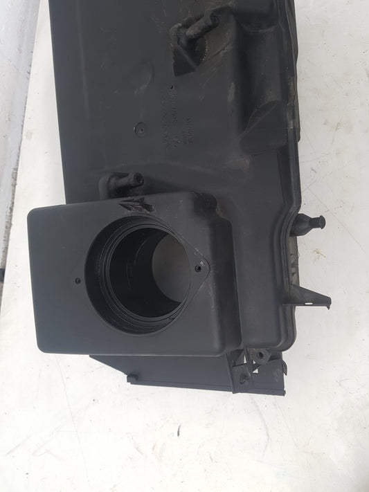 2007 - 2013 Volvo C70  Convertible Air Filter Box 30677533