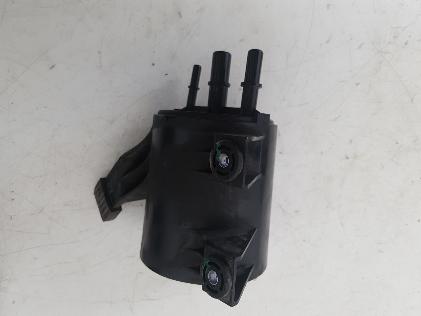 2015 - 2019 Volvo V40 Cross Country  Hatchback PETROL VAPOUR CANISTER 31338318