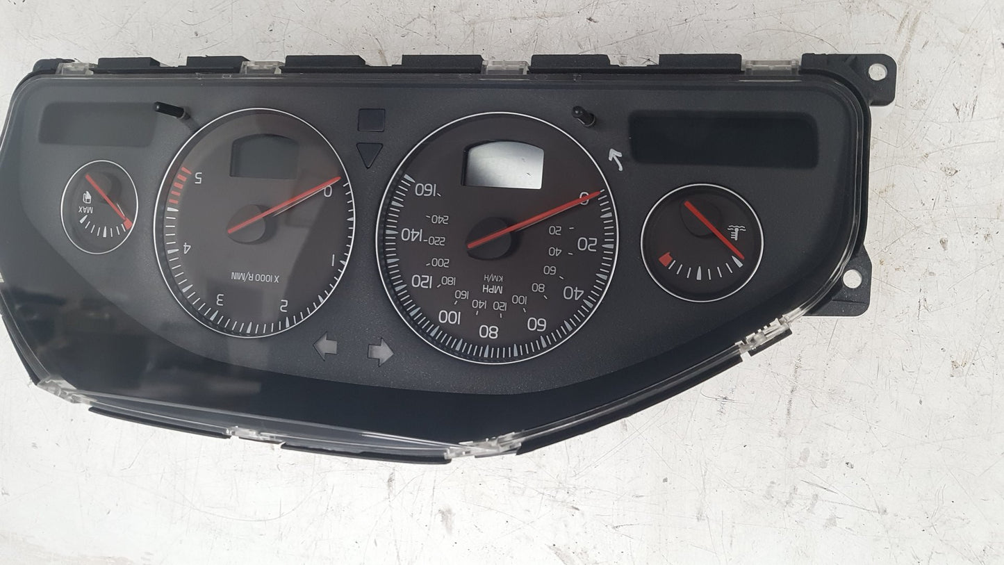 2000 - 2007 Volvo XC70  Estate Instrument Cluster 30746112