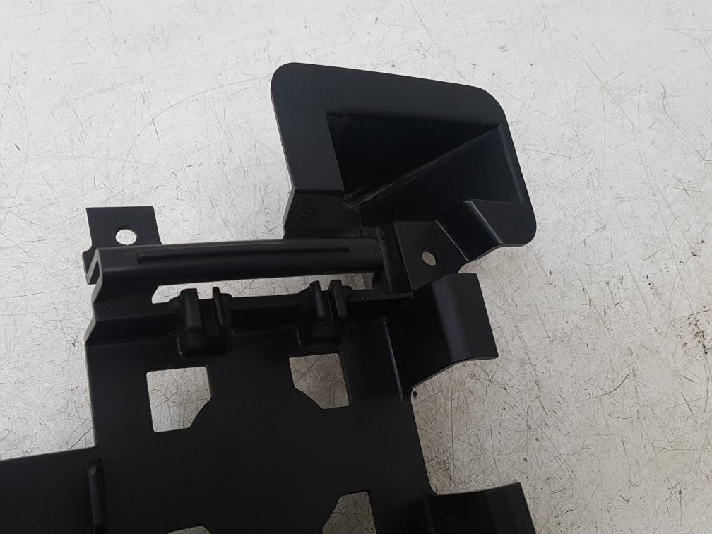2015 Volvo S60  Saloon BUMPER BRACKET (PASSENGER SIDE REAR) 31323837