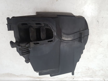 2013 Volvo V40  Hatchback Air Filter Box 31370808