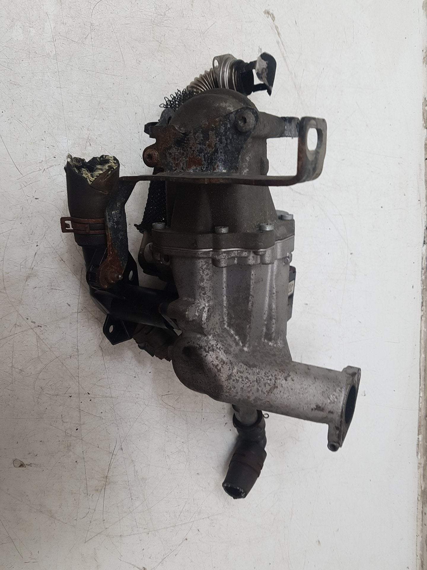 2010 - 2012 Volvo C30  Hatchback EGR VALVE AND COOLER 7.02156.15
