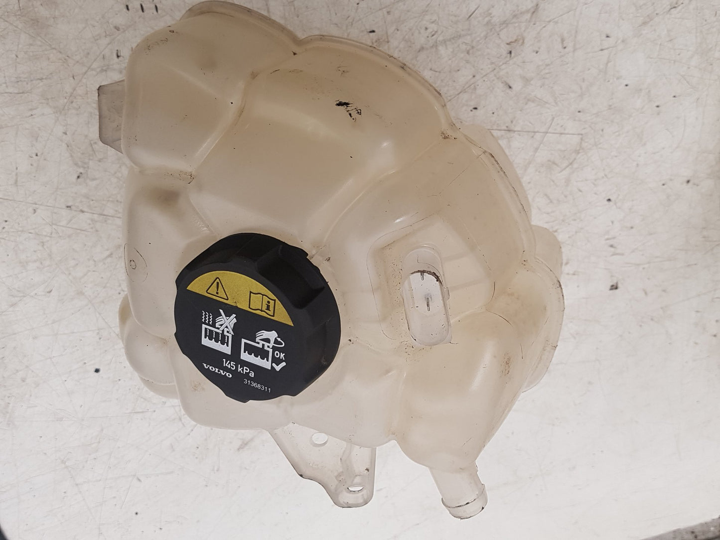 2017 - 2026 Volvo V60 II 225 Estate Radiator Pressure Bottle D2L4A