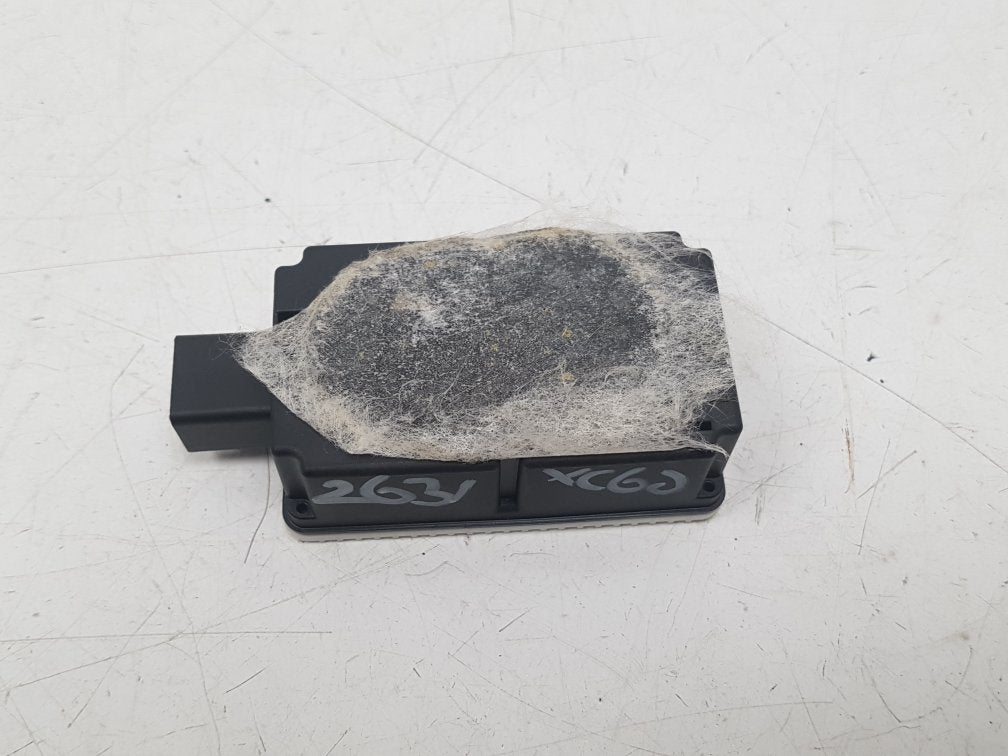 2008 - 2014 Volvo XC60  Estate KEYLESS ENTRY MODULE RECEIVER 31268992
