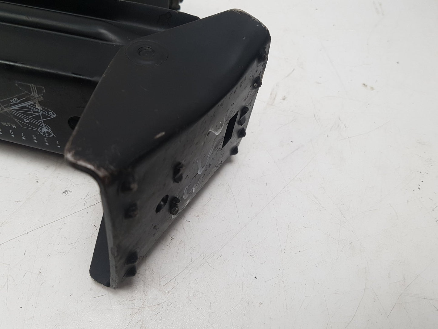 2000 - 2007 Volvo XC70  Estate LIFTING JACK 8679370