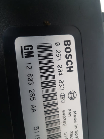 2004 Saab 9-3  Convertible PARKING SENSOR ECU 0263004033