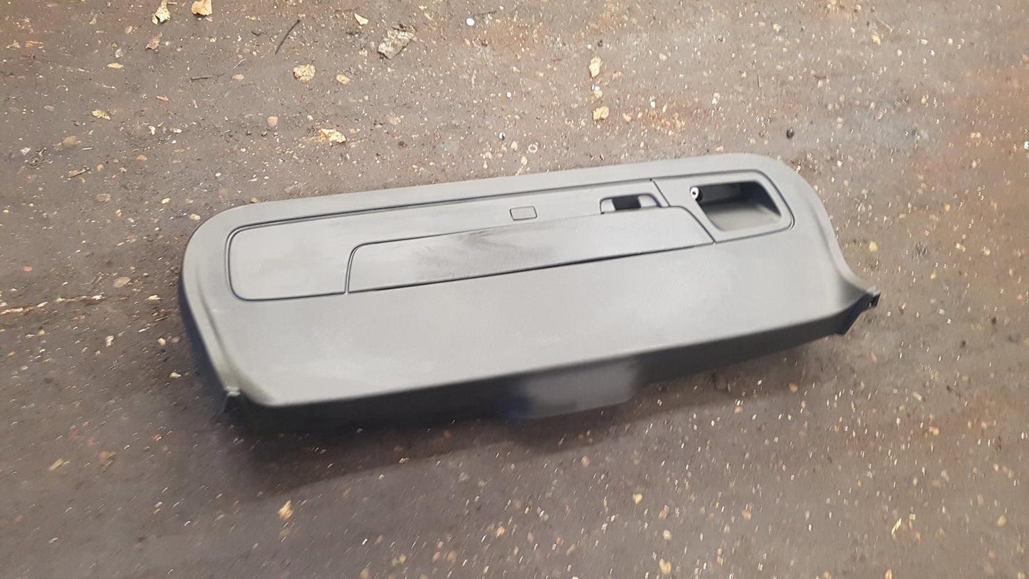 2017 - 2026 Volvo V60 II 225 Estate BOOT LOAD COVER 31462593