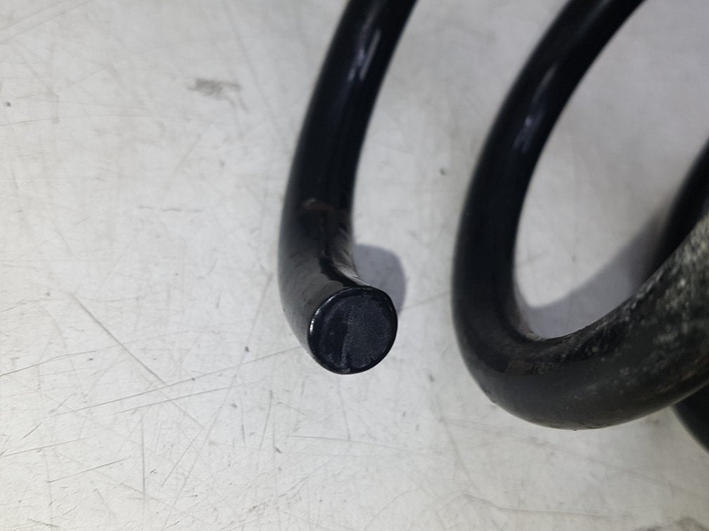2012 - 2017 Volvo V40  Hatchback SPRING (REAR) 31360188