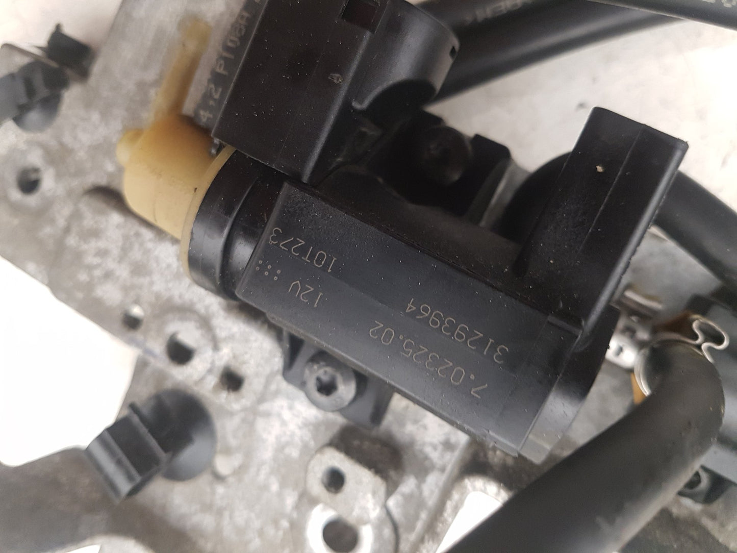 2010 - 2013 Volvo V60  Estate TURBO BOOST CONTROLLER 31293964