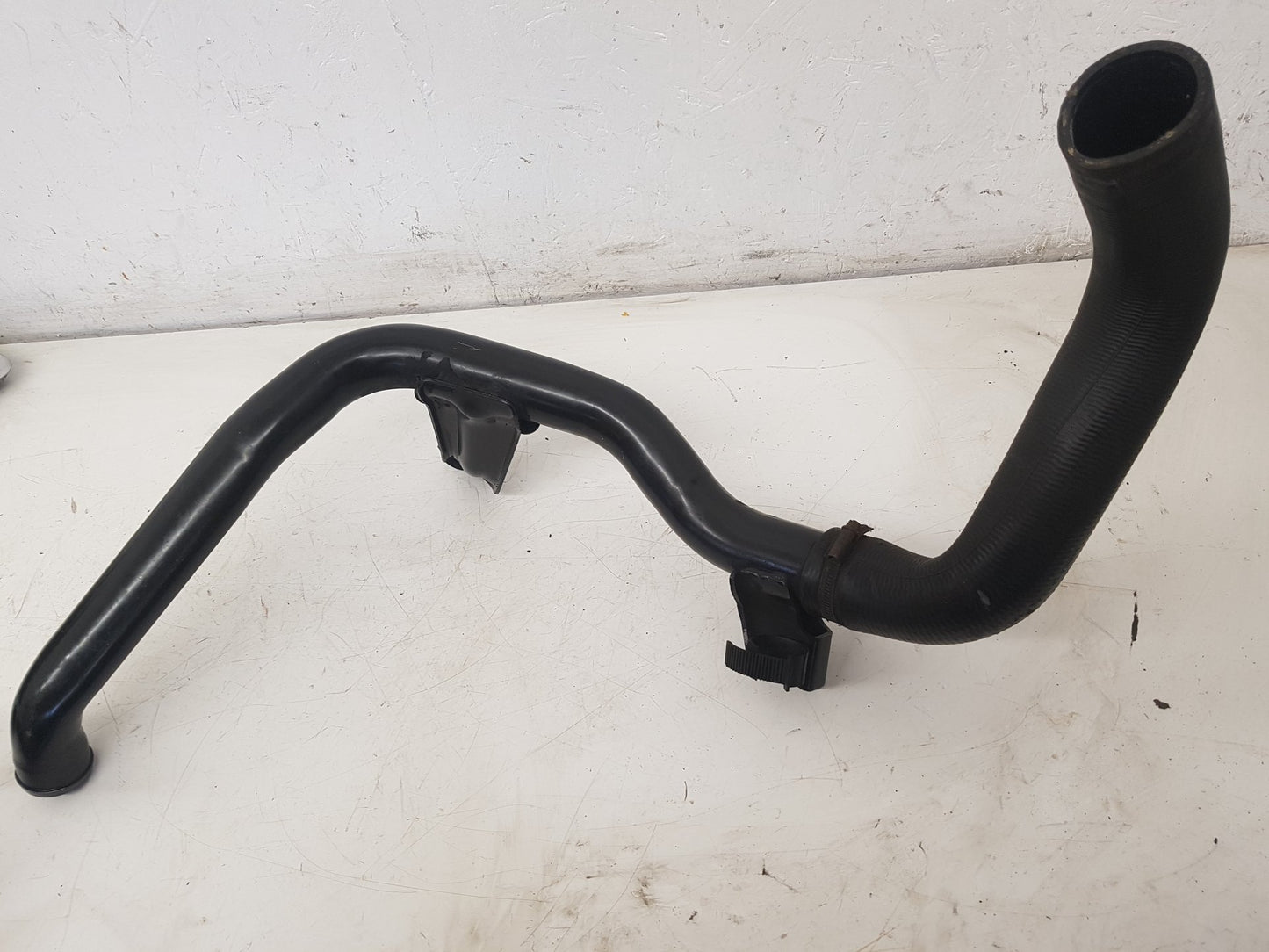 2010 - 2012 Volvo S40  Saloon INTERCOOLER PIPE / BOOST HOSE