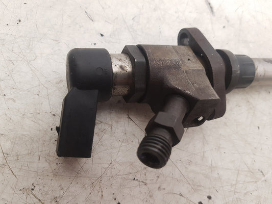 2004 - 2010 Volvo V50   Estate Fuel Injector 9657144580