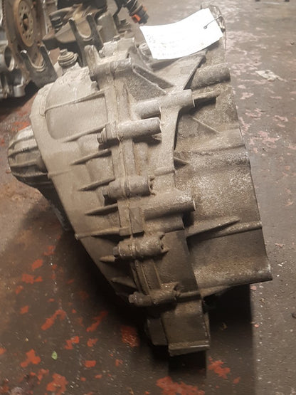 2005 - 2007 Volvo V70   Manual Gearbox 9482432