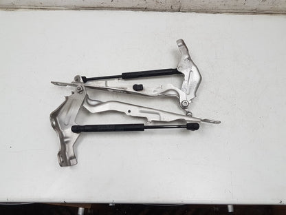 2006 - 2011 Volvo S80  Saloon Bonnet Hinge/Strut