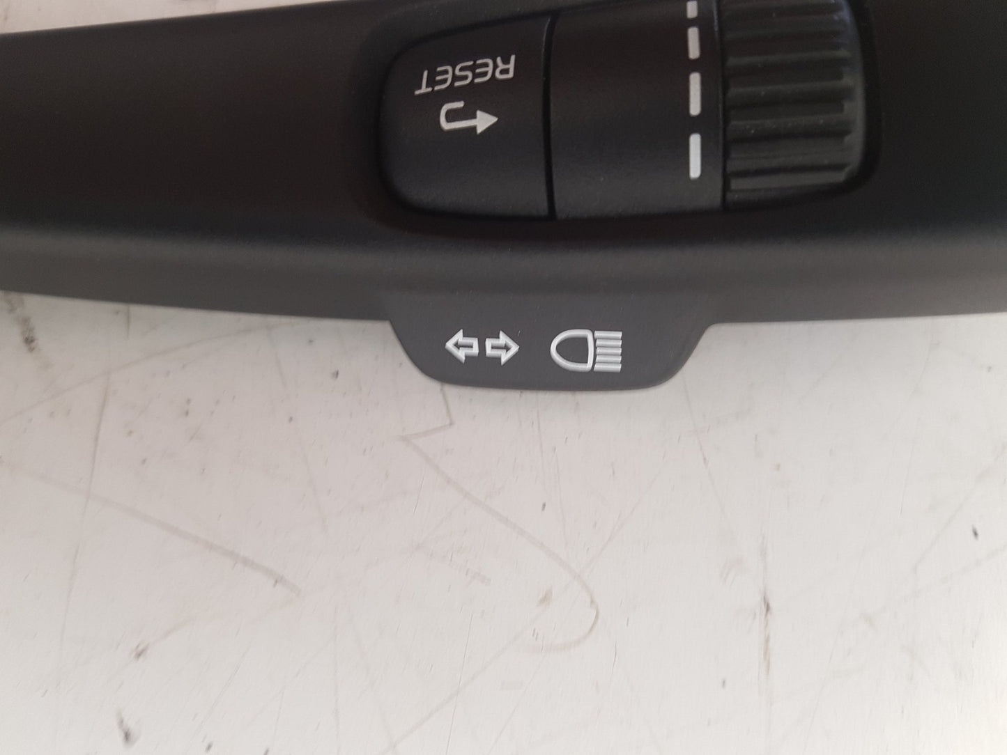 2015 - 2019 Volvo V40 Cross Country  Hatchback Indicator Stalk 31456045