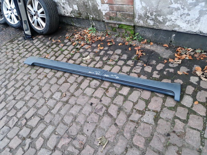 2003 - 2007 Volvo V70  Estate Right Side Skirt 455 GREY