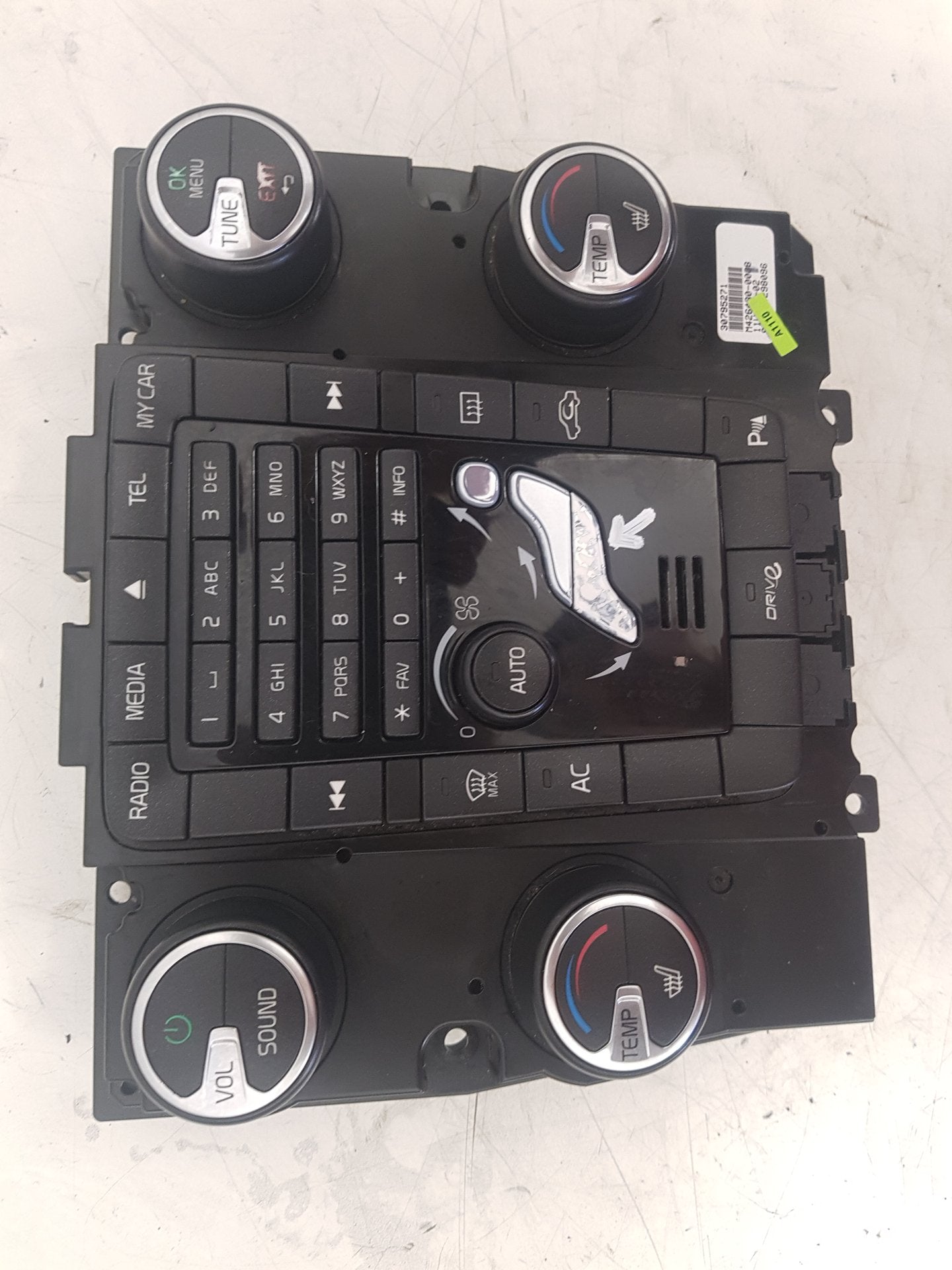 2010 - 2015 Volvo S80 II 124 Saloon DIGITAL HEATER CONTROL PANEL & STEREO 30795271