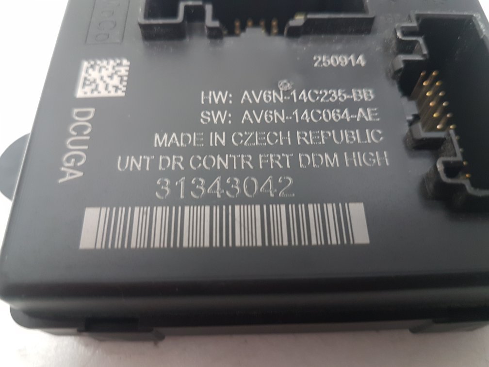 2015 Volvo S60  Saloon Door Control Module 31343042