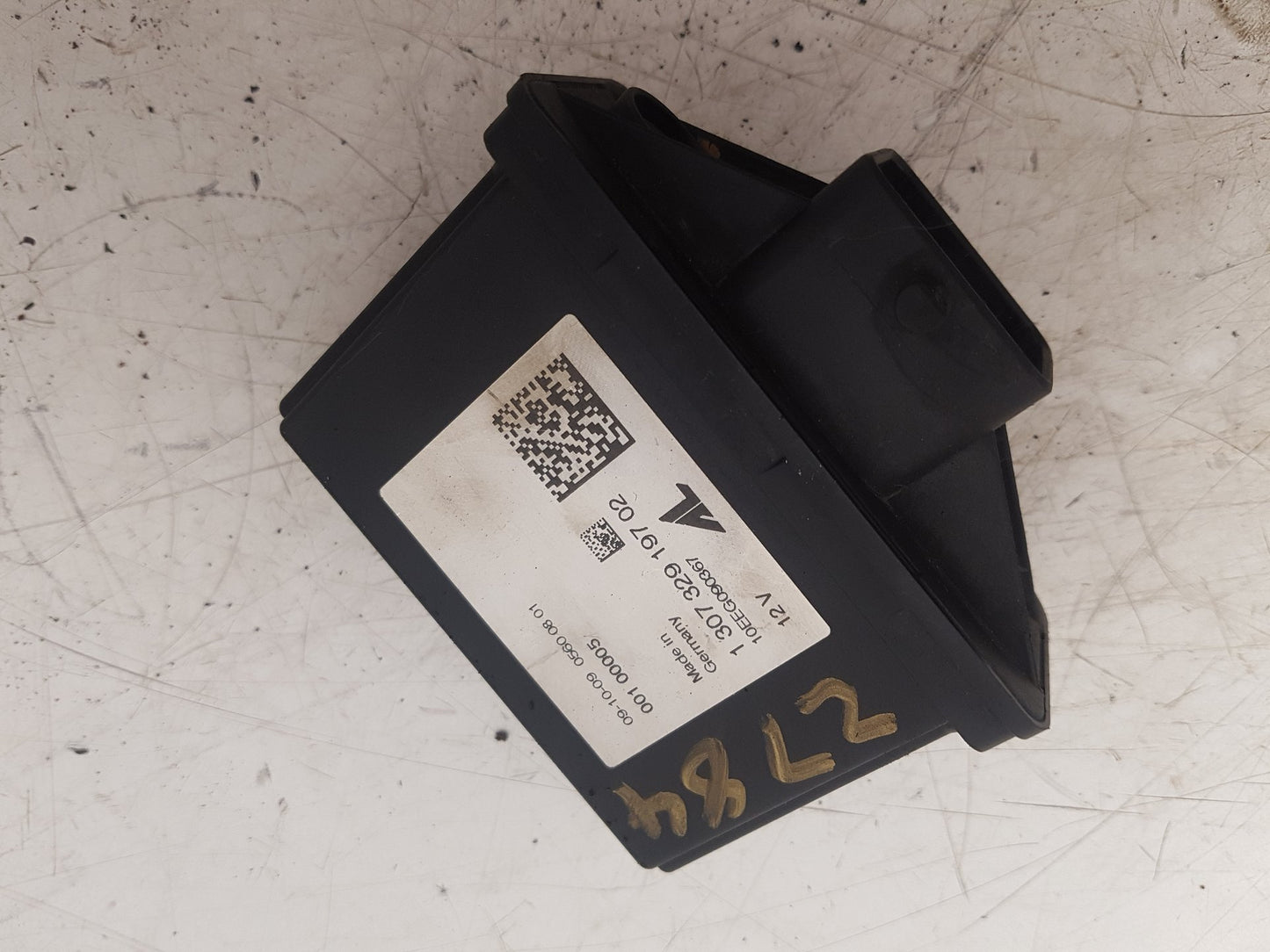 2006 - 2012 Volvo C30  Hatchback LIGHT RELAY (CONTROL UNIT) 130732919702