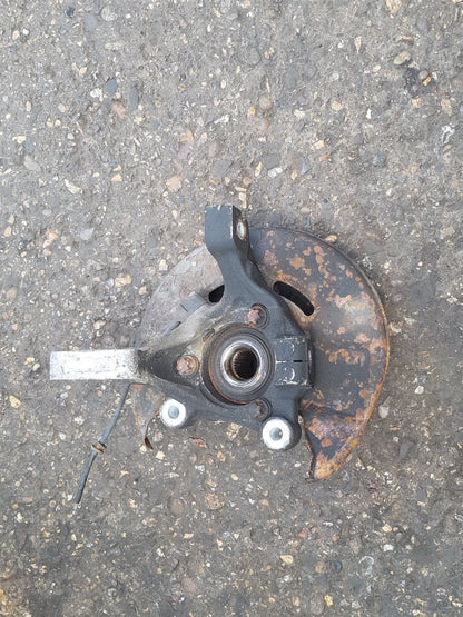 2001 - 2009 Saab 9-5  Saloon Right Front Hub Assembly