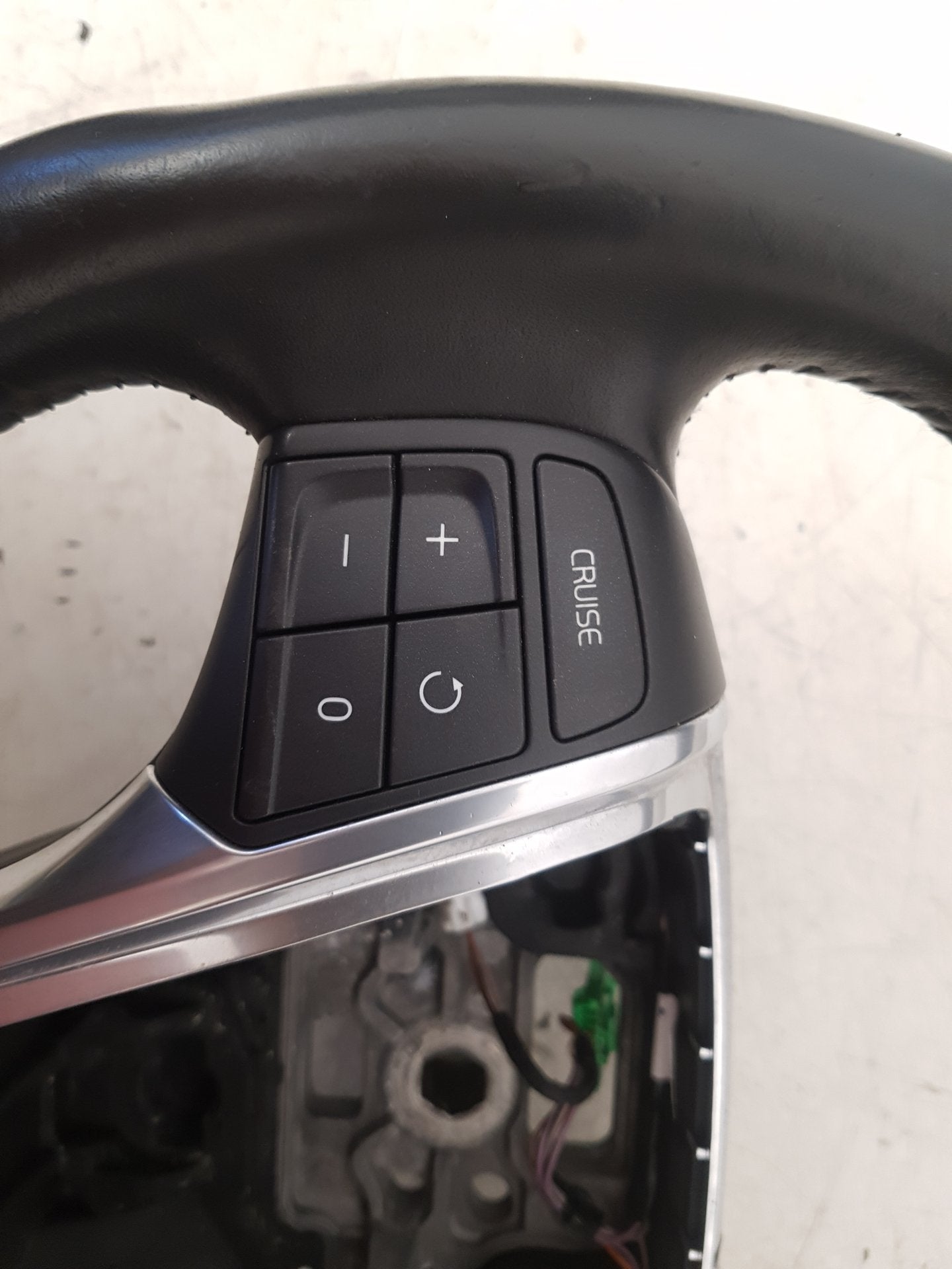 2014 - 2018 Volvo V60  Estate Steering Wheel 31455089
