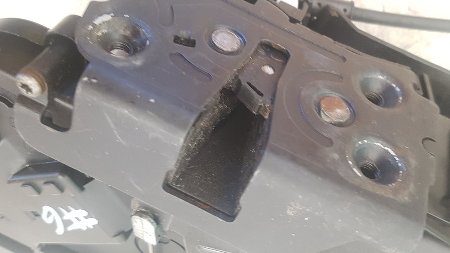 2008-2015 Volvo V70 III 135 Left Rear Door Front Lock Mechanism 31253665 VRAC Grade A