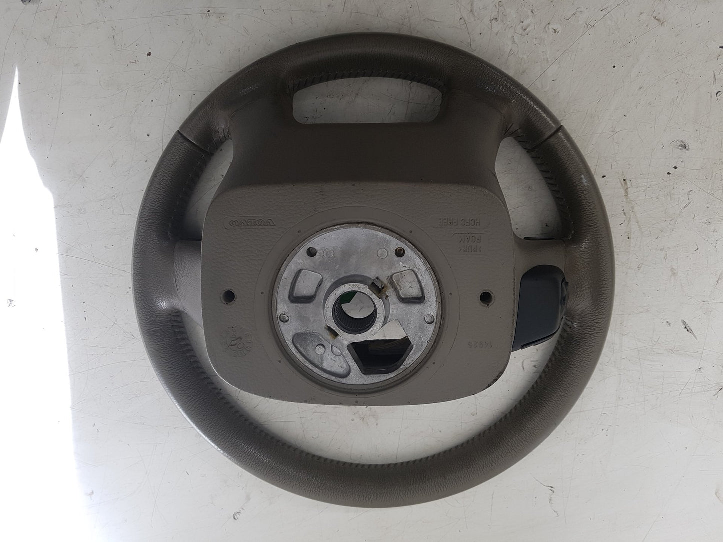 2002 - 2006 Volvo XC90  Estate Steering Wheel 8666891