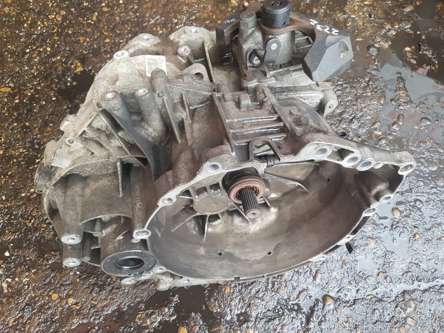 2013 - 2015 Volvo V60  Estate Manual Gearbox 1285242