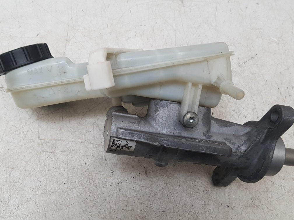 2012 - 2017 Volvo V40  Hatchback Brake Master Cylinder 31329534