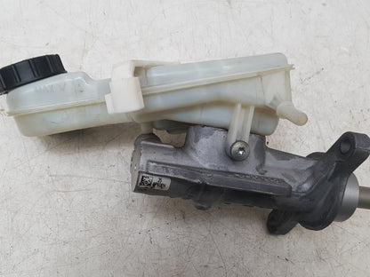 2012 - 2017 Volvo V40  Hatchback Brake Master Cylinder 31329534