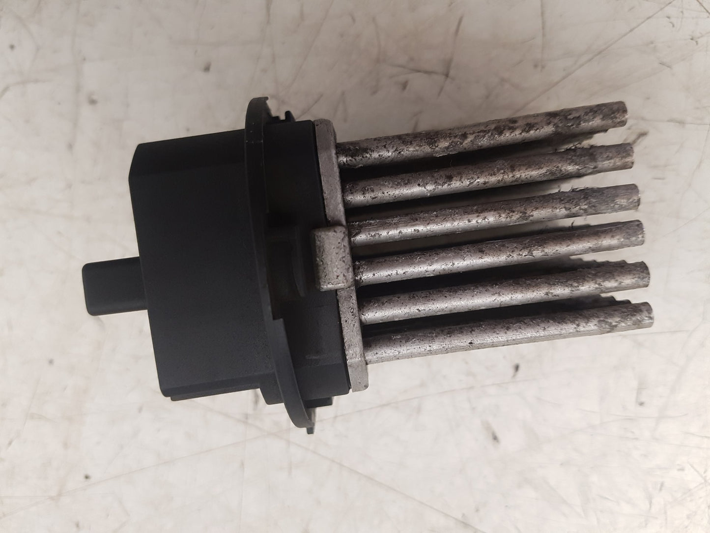 2008 - 2011 Volvo V70  Estate Heater Fan Resistor 30767040