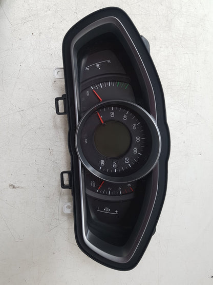 2013 - 2019 Volvo V40 III 525 Hatchback Instrument Cluster 31314484
