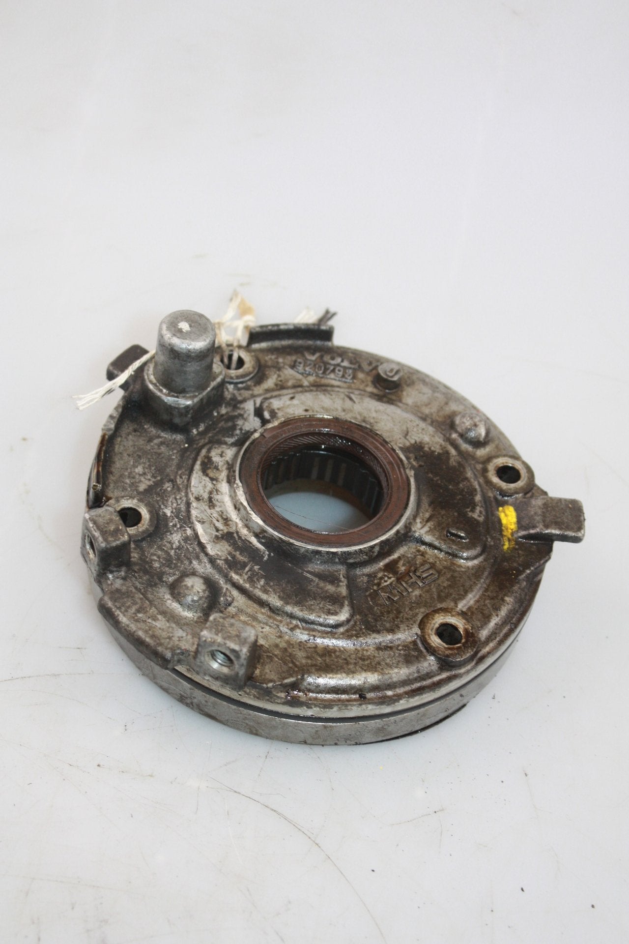 2000 - 2007 Volvo S60   Oil Pump