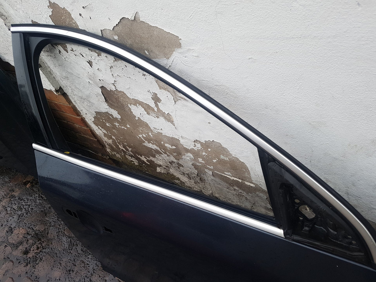 2012 Volvo S60  Saloon DOOR - BARE (FRONT PASSENGER SIDE) 32228971