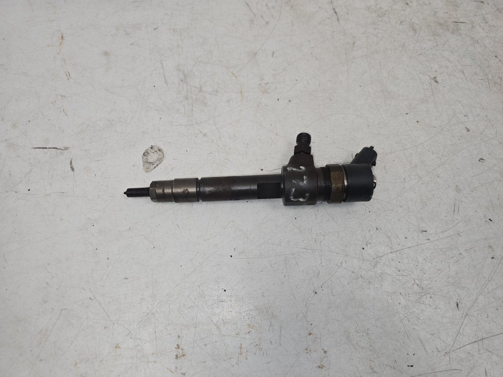 2005 - 2012 Saab 9-3  Estate Fuel Injector 93190429