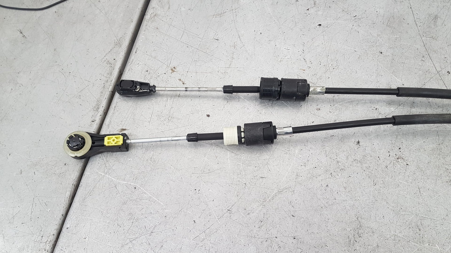 2010 - 2014 Volvo XC60  Estate Gear Shifter Cable Set 31256860