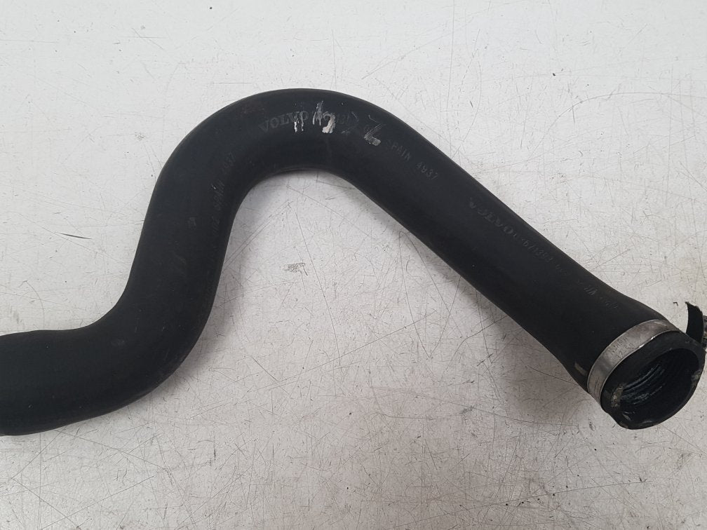 2003 - 2007 Volvo V70  Estate INTAKE HOSE 671393