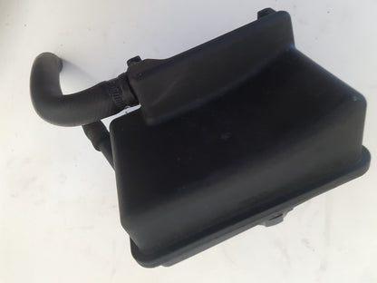 2002 - 2006 Volvo XC90  Estate POWER STEERING RESEVOIR 8671269